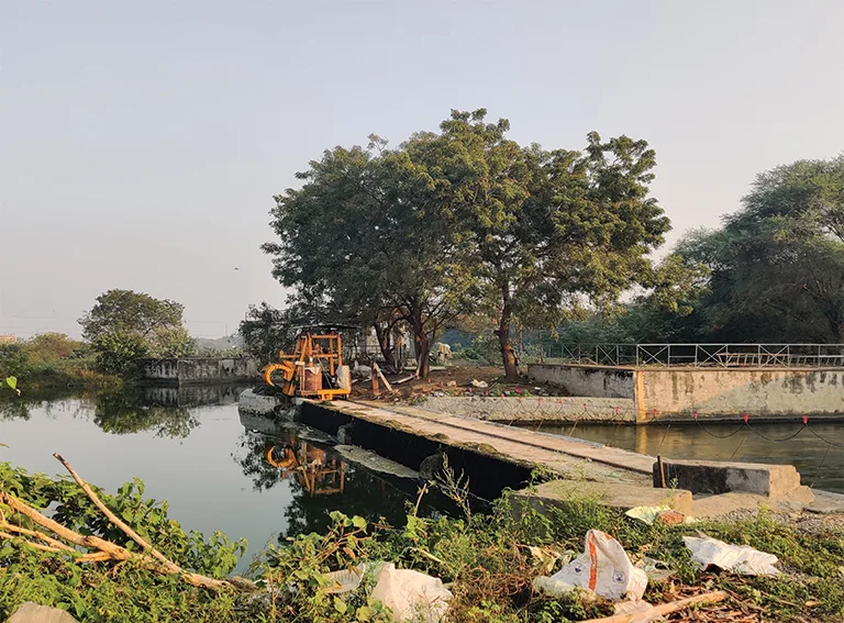 TRCM cleaning water intake trash racks at hydro power plant