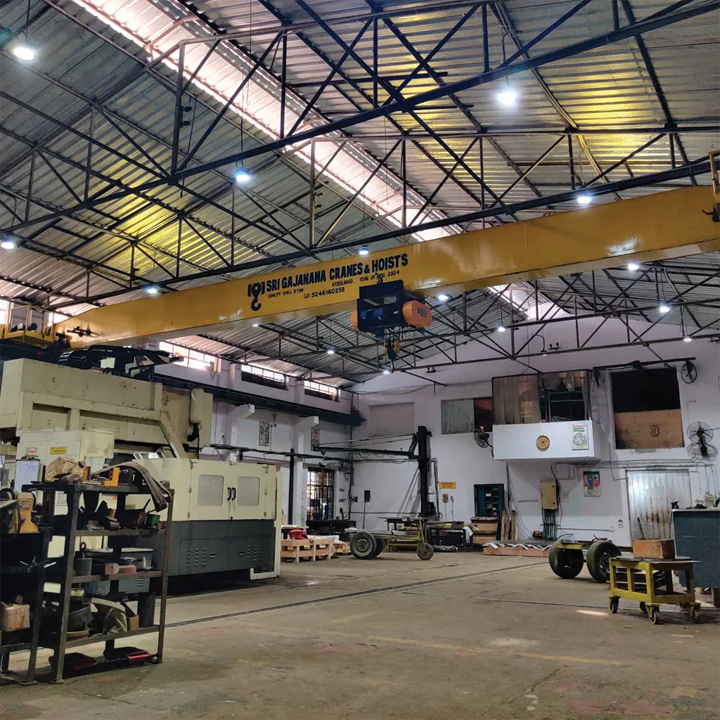 Single girder crane working in Hyderabad workshop